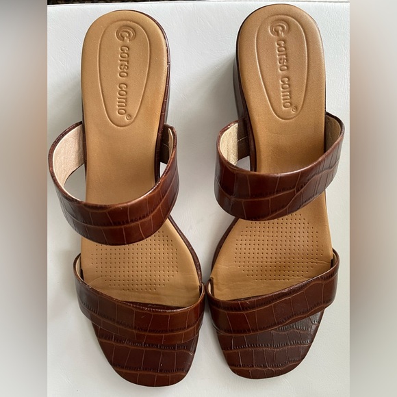Corso Como Shoes - Corso Como Brown Croc-Embossed Double Strap Sandals